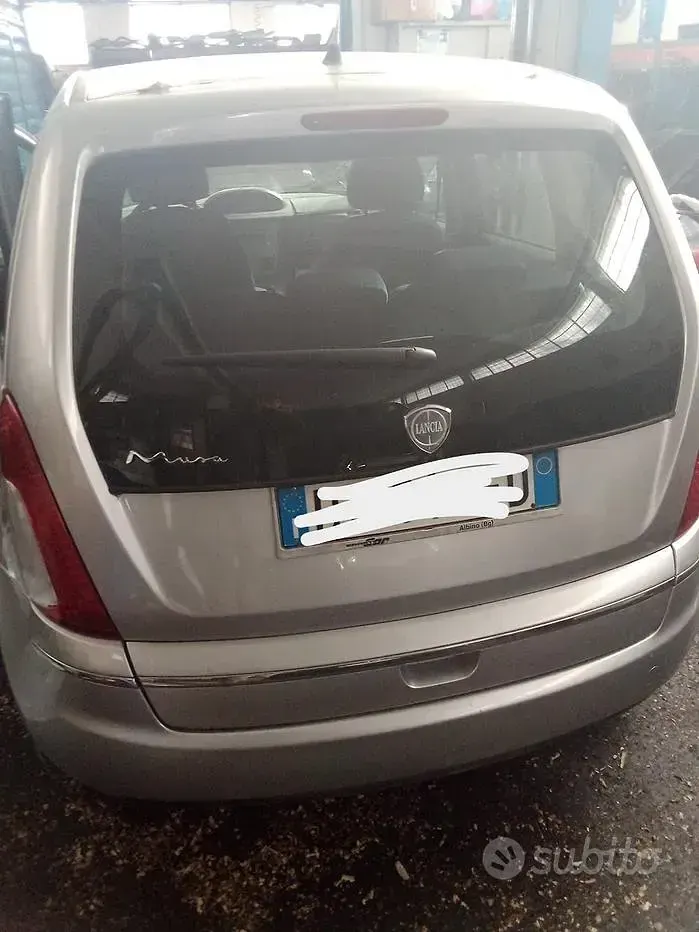 Usata Lancia Musa 77 CV (56 kW) 2009 Monovolume