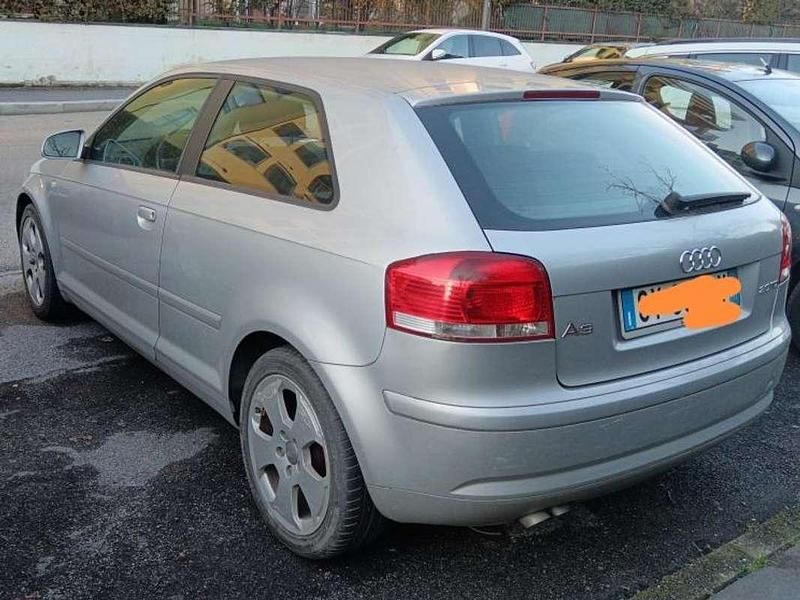 Usata Audi A3 Ambiente 140 CV (102 kW) 2005 Argento Utilitaria