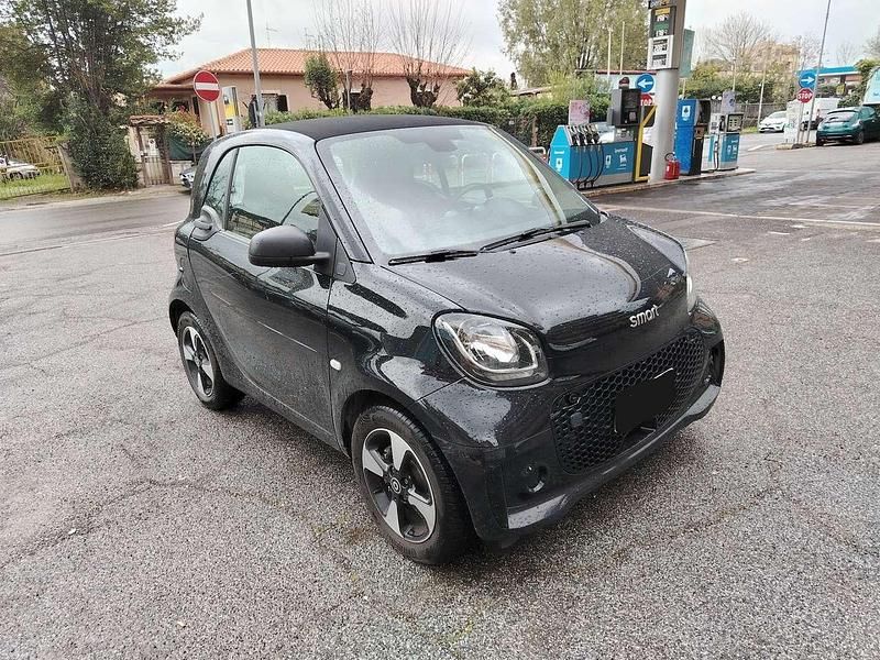 Usata Smart ForTwo Coupé Pulse 41 kW (56 CV) 2020 Nero Utilitaria