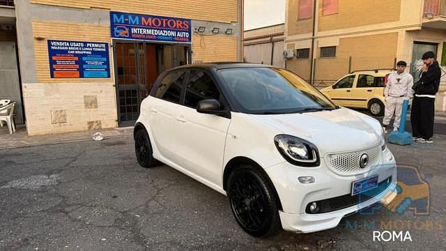 Usata Smart ForFour Prime 90 CV (66 kW) 2016 Bianco Utilitaria