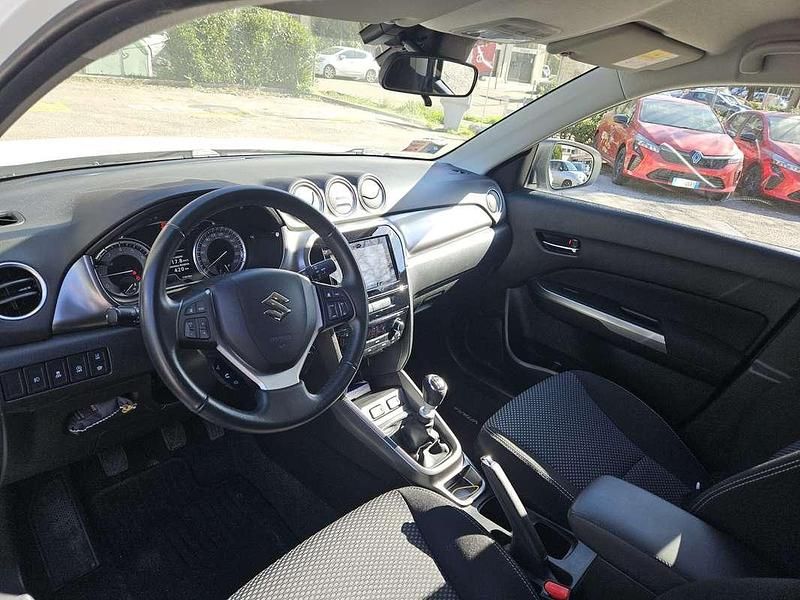 Usata Suzuki Vitara Cool 129 CV (94 kW) 2023 Bianco SUV