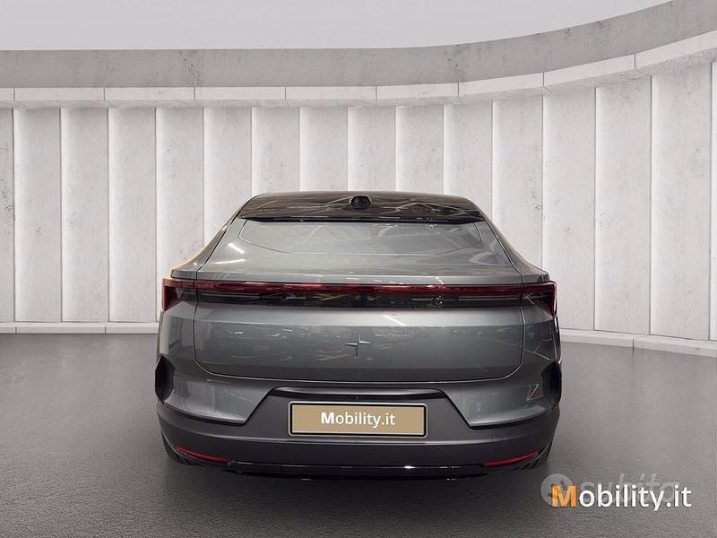 Usata Polestar 4 200 kW (272 CV) 2025 Grigio SUV