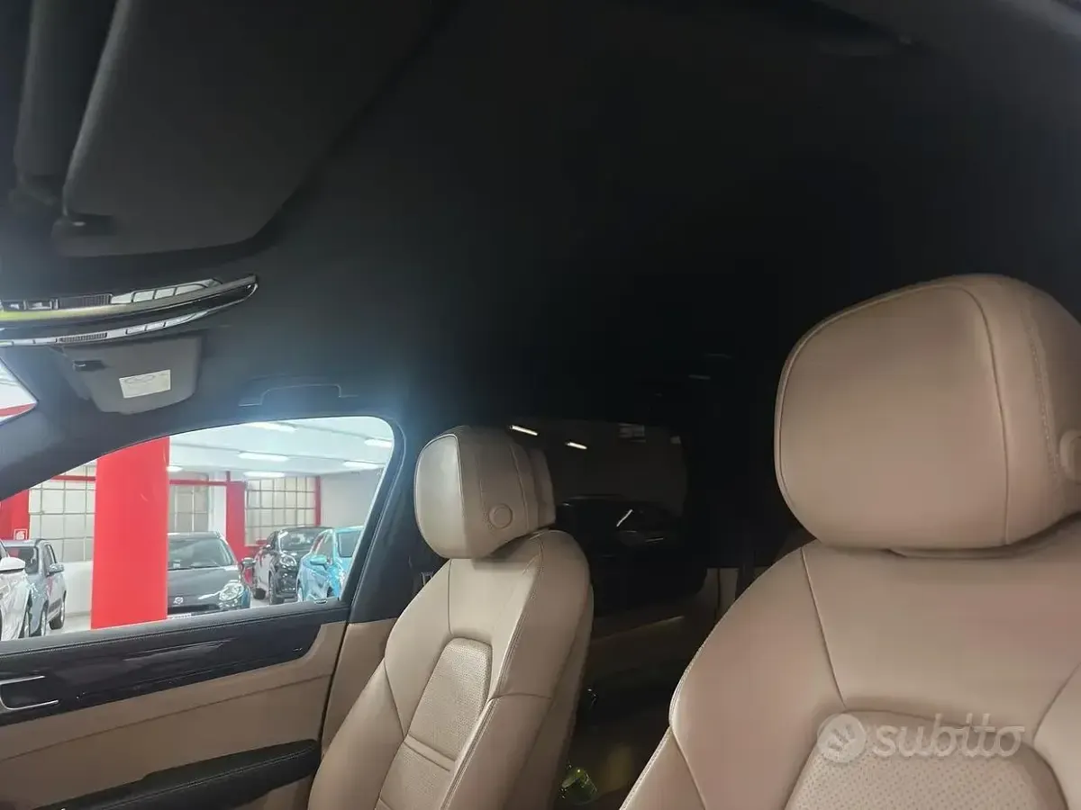 Usata Porsche Cayenne 340 CV (250 kW) 2019 Nero SUV