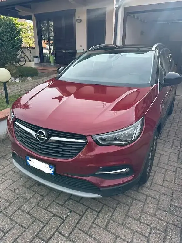 Usata Opel Grandland X Innovation 131 CV (96 kW) 2018 Rosso SUV
