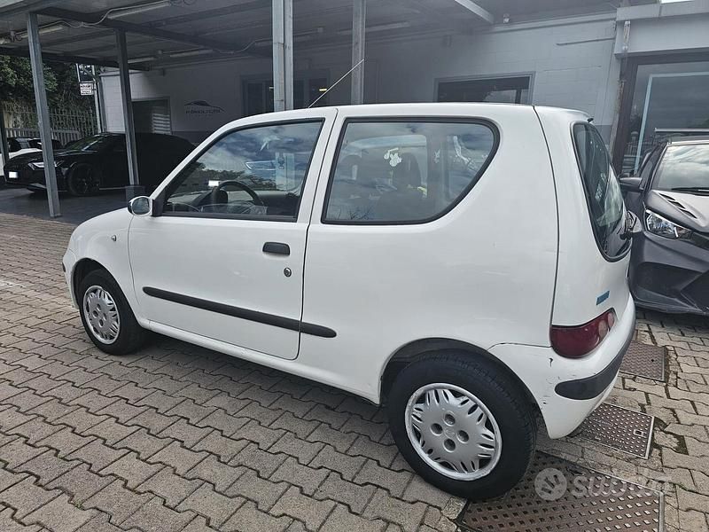 Usata Fiat Seicento S 54 CV (39 kW) 2002 Bianco Utilitaria