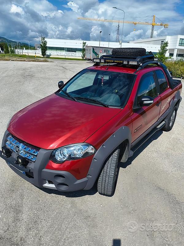 Usata Fiat Strada 84 CV (61 kW) 2013 Rosso Pick-up