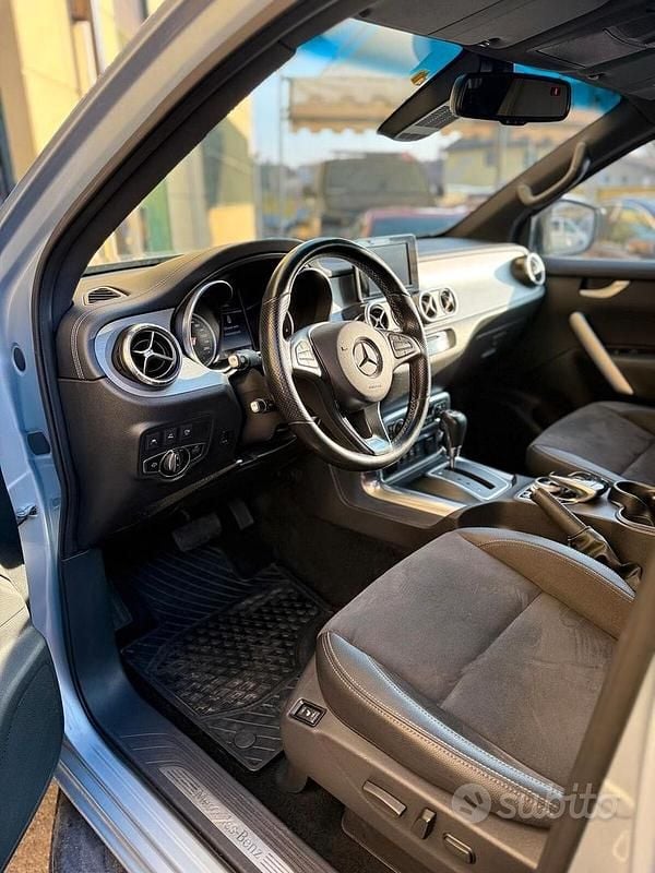 Usata Mercedes X350 Progressive 258 CV (189 kW) 2019 Grigio Pick-up
