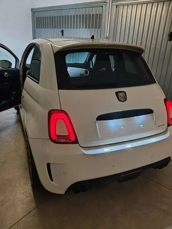 Usata Abarth 500 135 CV (99 kW) 2010 Bianco Berlina