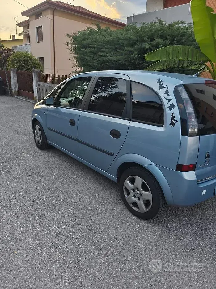 Usata Opel Meriva 90 CV (66 kW) 2008 Bluazzurro Monovolume