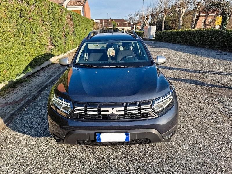 Usata Dacia Duster Expression 101 CV (74 kW) 2024 Grigio SUV