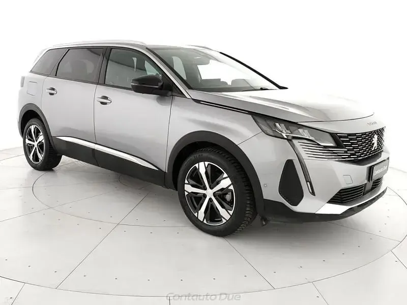 Usata Peugeot 5008 Allure 131 CV (96 kW) 2023 Grigio artense SUV