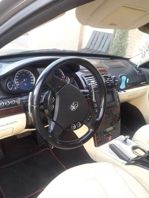 Usata Maserati Quattroporte 400 CV (294 kW) 2004 Grigio Berlina