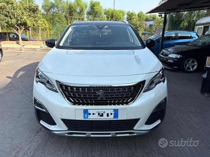 Usata Peugeot 3008 Business-Line 120 CV (88 kW) 2018 Bianco SUV