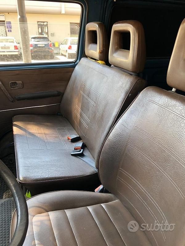 Usata VW Caravelle 1985 Blu Monovolume