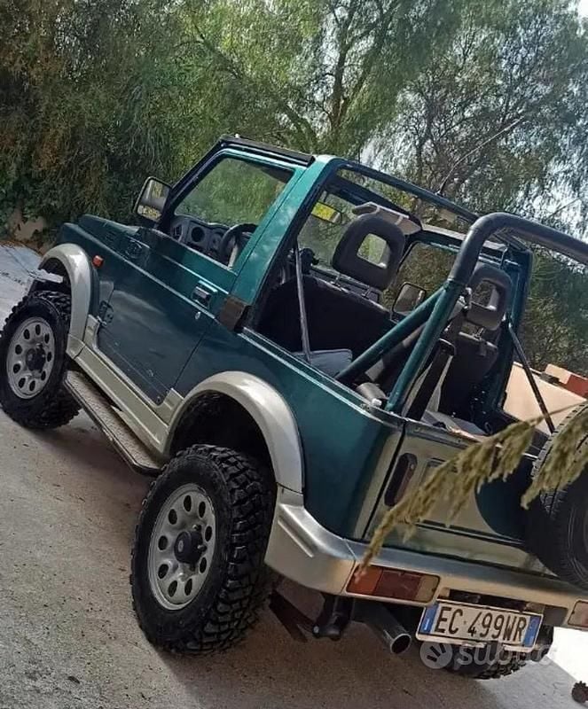 Usata Suzuki Samurai 1998 Verde SUV