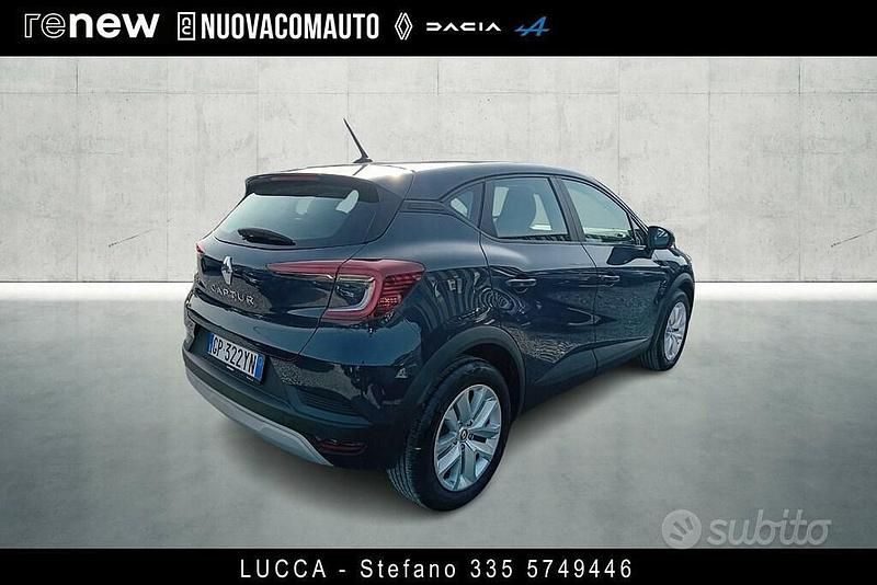 Usata Renault Captur Equilibre 91 CV (66 kW) 2023 61h blu marine SUV