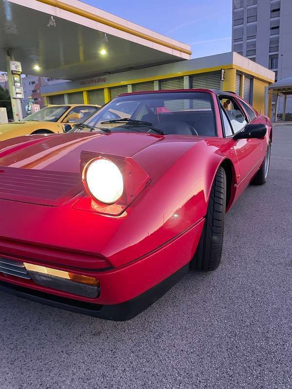 Usata Ferrari 208 254 CV (186 kW) 1987 Rosso Coupé
