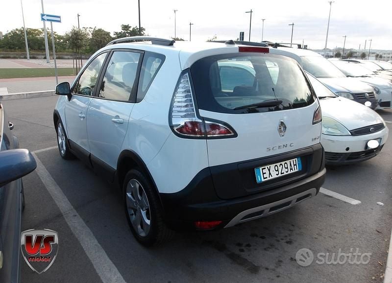 Usata Renault Scénic III XMOD 110 CV (80 kW) 2014 Bianco Monovolume