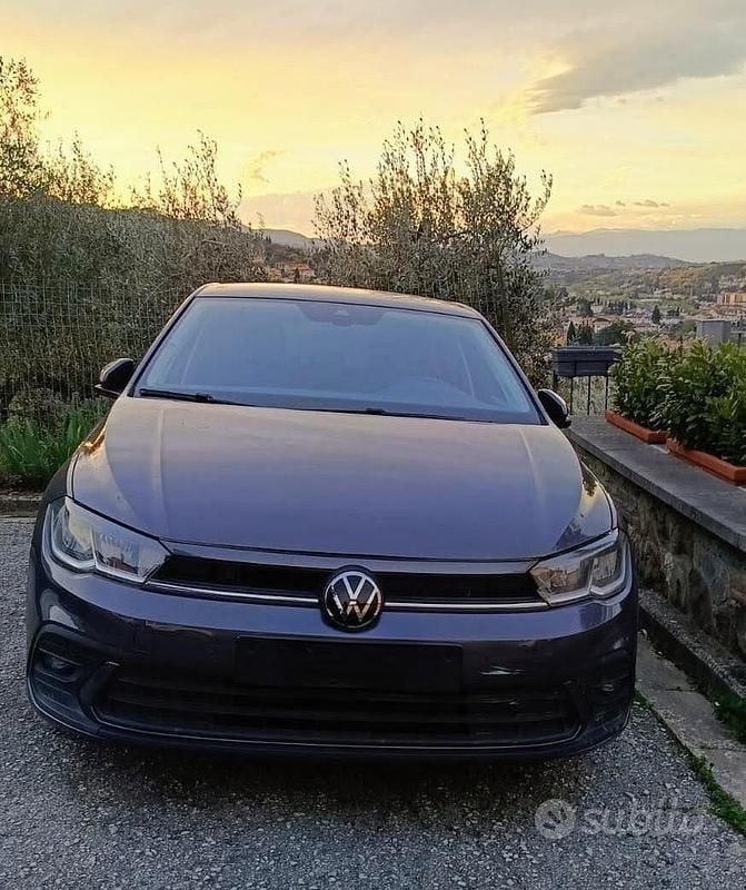 Usata VW Polo Highline 110 CV (80 kW) 2024 Grigio Utilitaria
