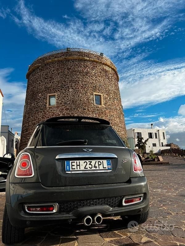 Usata Mini Cooper 143 CV (105 kW) 2011 Utilitaria