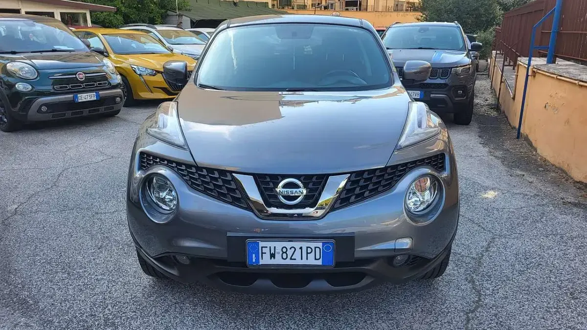 Usata Nissan Juke Acenta 116 CV (85 kW) 2019 Grigio SUV