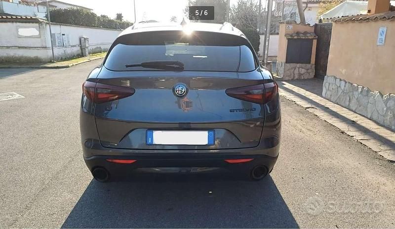 Usata Alfa Romeo Stelvio Tech Edition 211 CV (155 kW) 2019 SUV