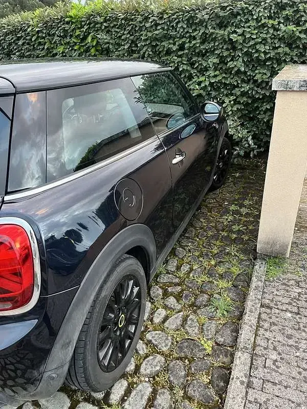 Usata Mini Cooper SE Classic 75 kW (102 CV) 2022 Utilitaria