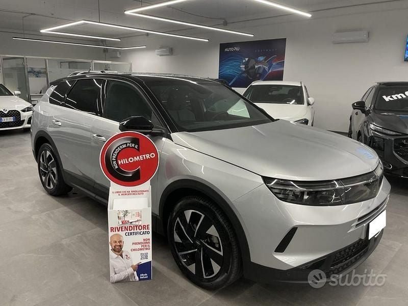 Usata Opel Grandland X 145 CV (106 kW) 2025 Grigio SUV