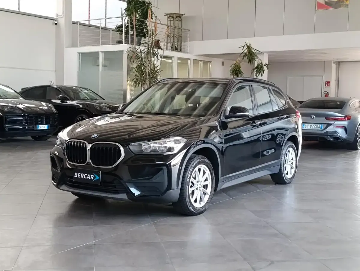 Usata BMW X1 Advantage 149 CV (109 kW) 2021 Viola SUV