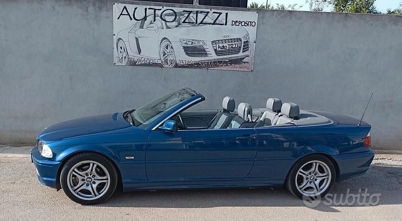 Usata BMW 320 Cabriolet 170 CV (125 kW) 2001 Blu Cabrio