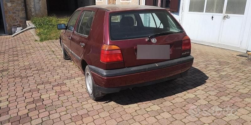 Usata VW Golf III 54 CV (39 kW) 1992 Marrone Utilitaria