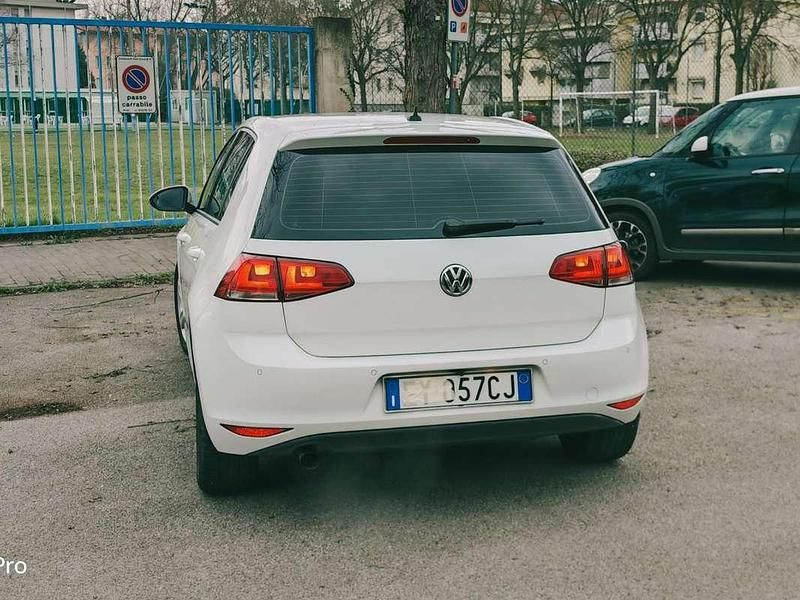Usata VW Golf VII Comfortline 105 CV (77 kW) 2014 Bianco Berlina