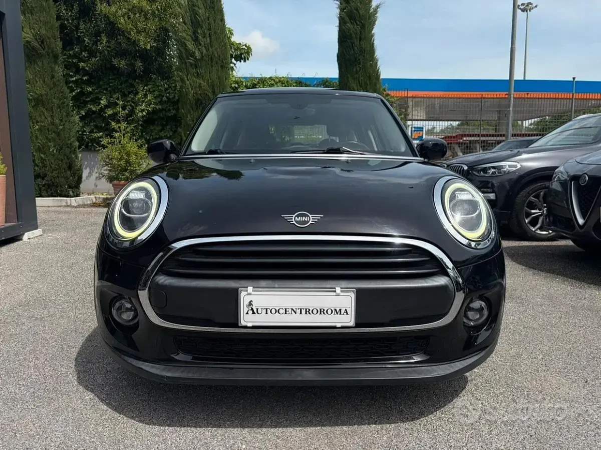 Usata Mini ONE Hype 102 CV (75 kW) 2020 Nero Utilitaria