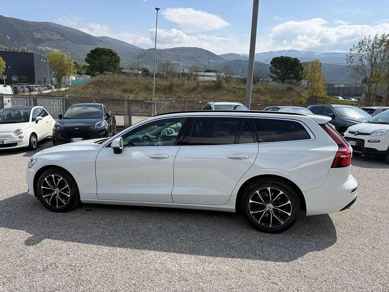 Usata Volvo V60 197 CV (144 kW) 2021 Bianco Station wagon