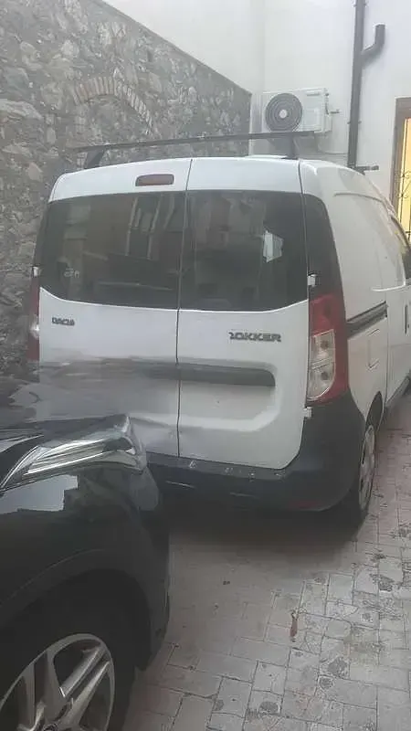Usata Dacia Dokker Ambiance 75 CV (55 kW) 2015 Bianco Monovolume