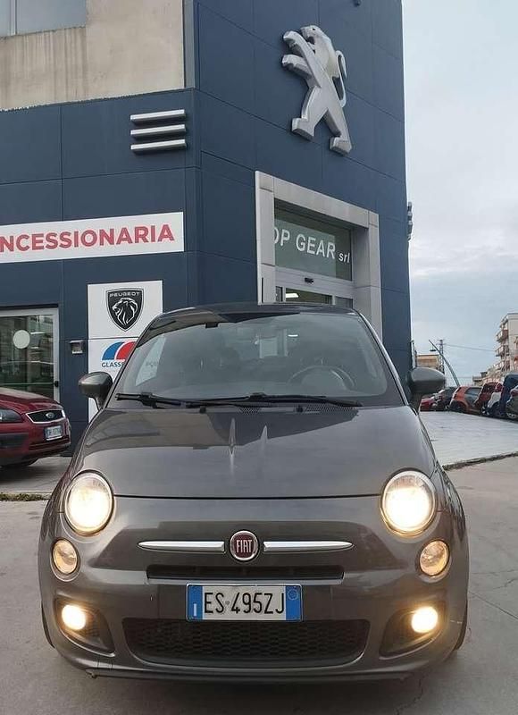 Begagnad Fiat 500 Sport 95 HK (69 kW) 2014 Grå Halvkombi