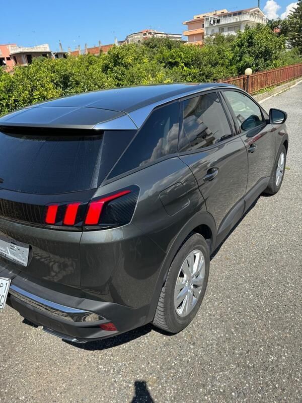 Usata Peugeot 3008 Business-Line 120 CV (88 kW) 2017 Grigio Station wagon