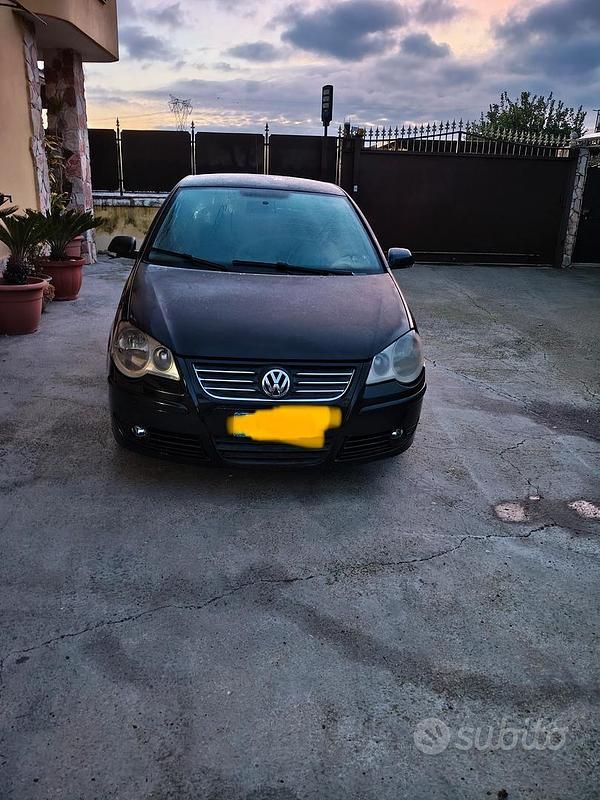 Usata VW Polo 101 CV (74 kW) 2005 Blu Utilitaria