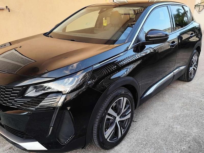Usata Peugeot 3008 Allure 200 CV (147 kW) 2021 Nero SUV