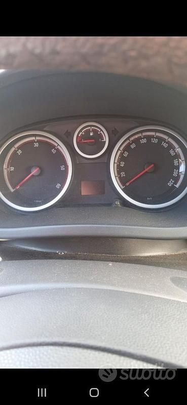 Usata Opel Corsa Sport 90 CV (66 kW) 2007 Nero Utilitaria