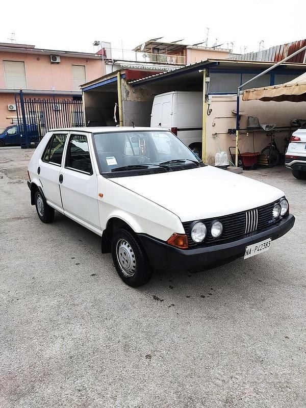 Käytetty Fiat Ritmo 130 HP (95 kW) 1985 Valkoinen Viistoperä