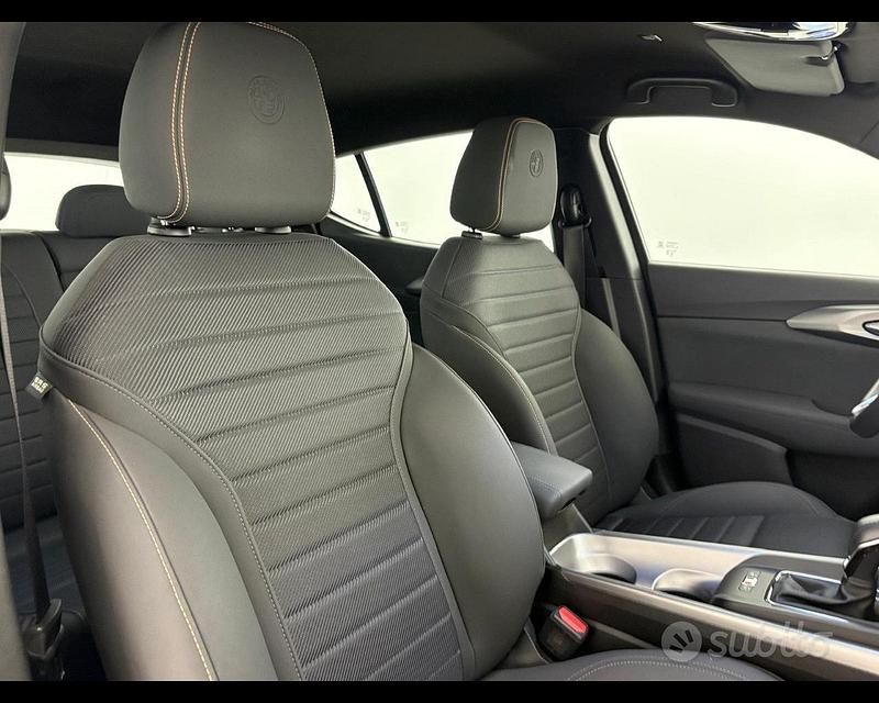 Usata Alfa Romeo Tonale Ti 131 CV (96 kW) 2023 Rosso SUV