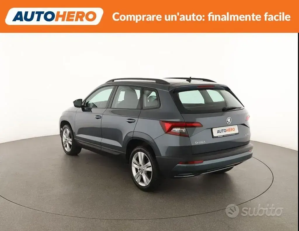 Usata Skoda Karoq Executive 116 CV (85 kW) 2019 Grigio SUV