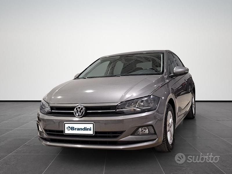 Usata VW Polo Comfortline 90 CV (66 kW) 2019 Grigio Utilitaria