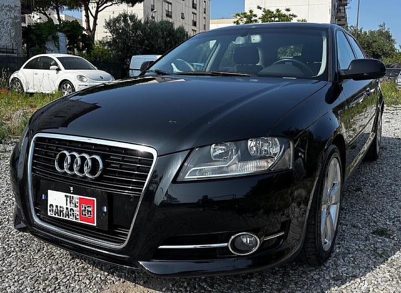 Usata Audi A3 Ambition 104 CV (76 kW) 2012 Grigio Utilitaria