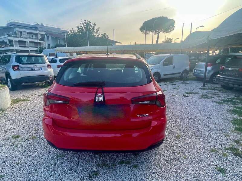 Usato 2019 Fiat Tipo 1.6 Diesel 120 CV (8.900 €)