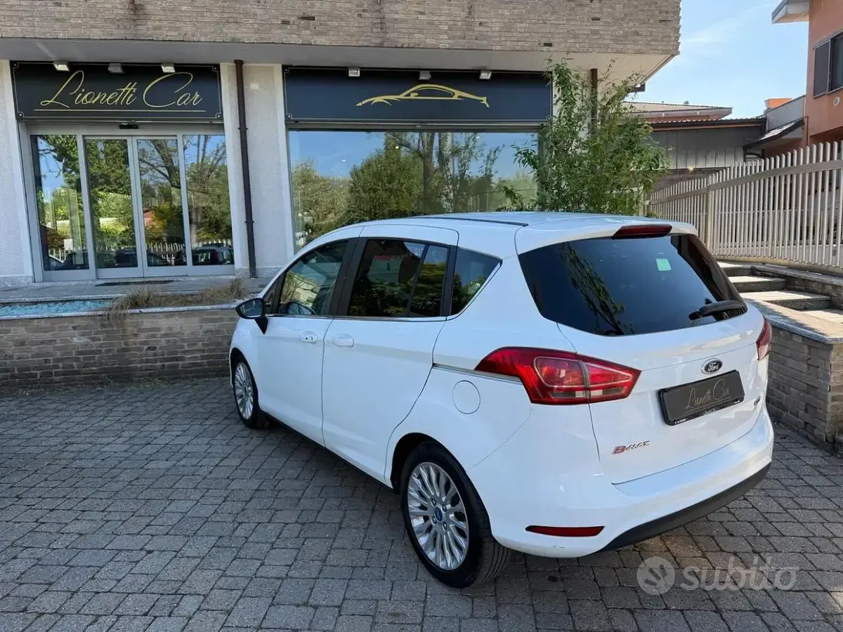 Usado Ford B-MAX Titanium 75 CV (55 kW) 2013 Blanco Monovolumen