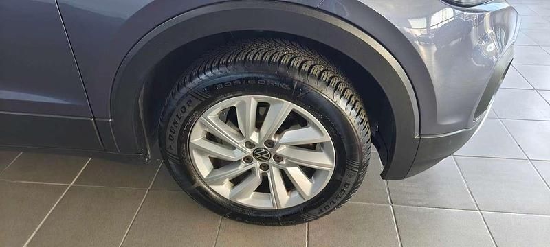 Usata VW T-Cross Style 110 CV (80 kW) 2023 Smoky grey SUV