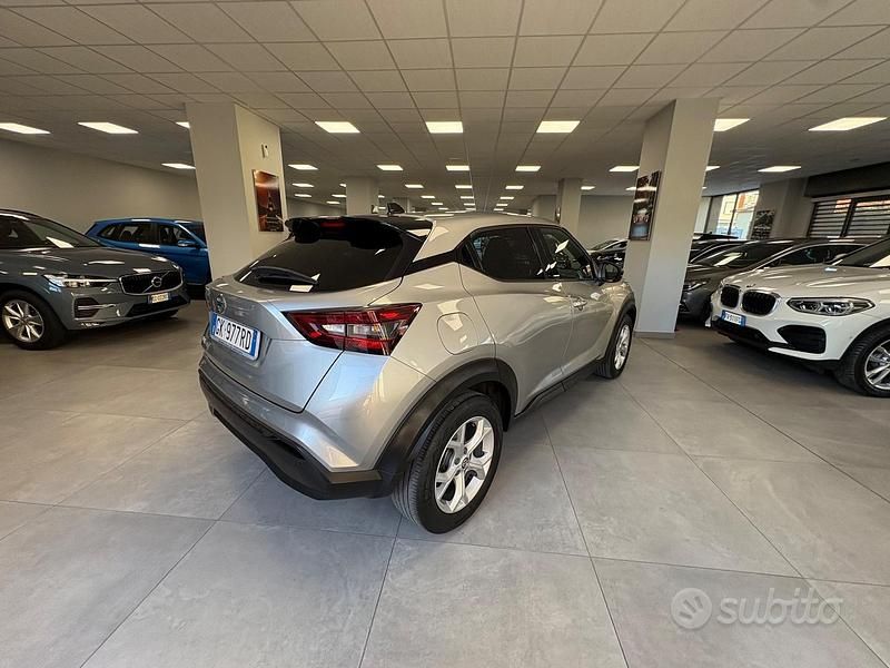 Usata Nissan Juke Acenta 114 CV (83 kW) 2022 Grigio SUV