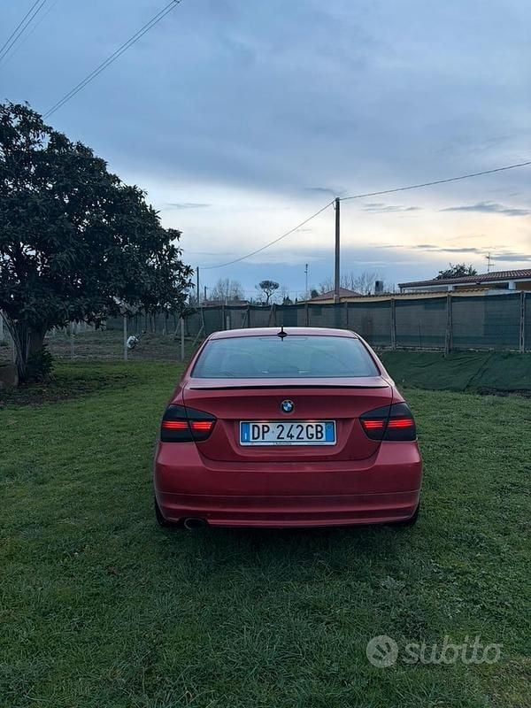 Usata BMW 320 2008 Rosso Berlina
